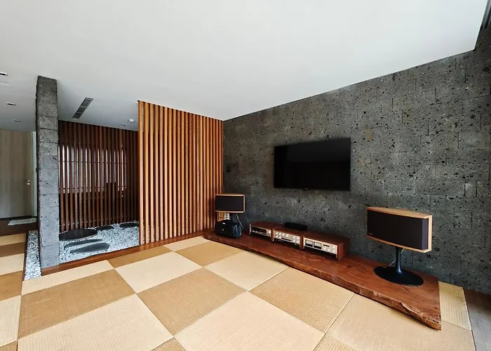 Japanese Style 1-bedroom 162m Bts Thonglor-ekmai 竹 レジデンス Apartment